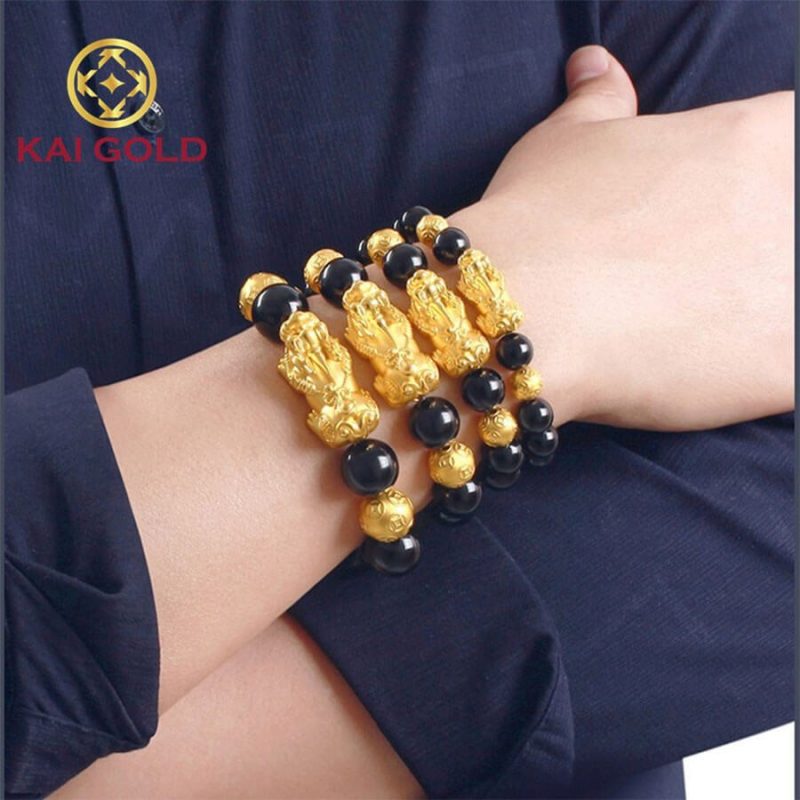 Deo Vong Ty Huu Vang Mang Lai Y Nghia Gi 1