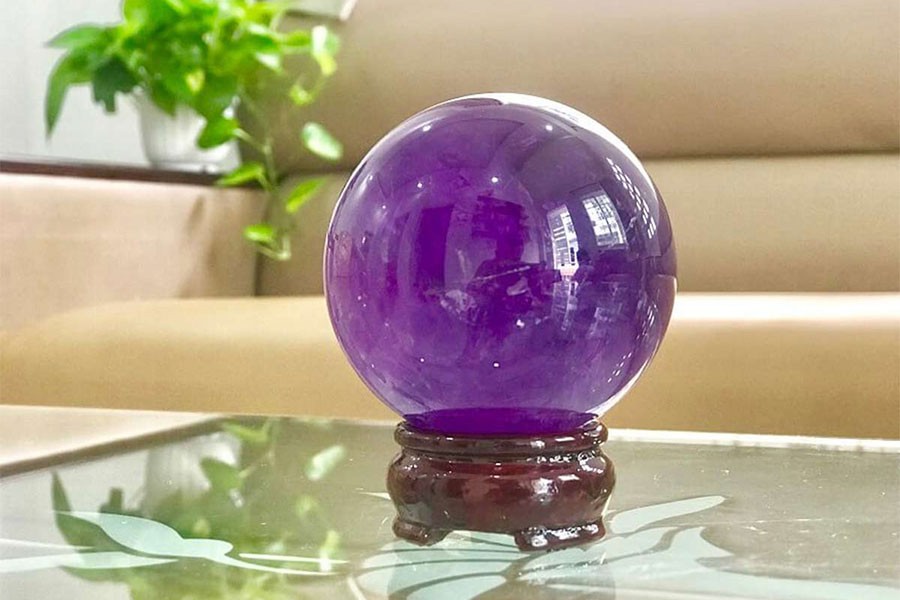 Qua Cau Thach Anh Tim