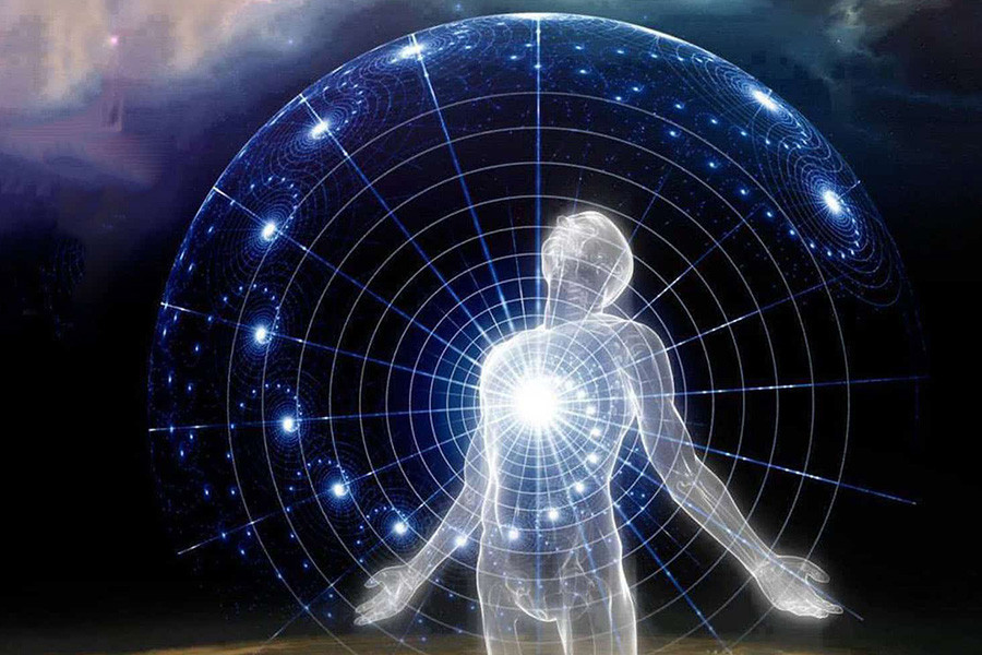 Con Nguoi La Mot Tieu Thien The Huu Han