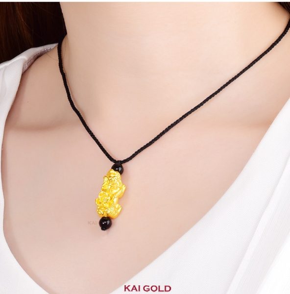 Cách đeo mặt dây chuyền Tỳ Hưu chuẩn phong thủy