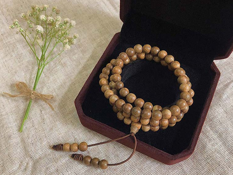 Nơi mua bán vòng trầm 108 hạt mix vàng, Tỳ Hưu chất lượng cao cấp