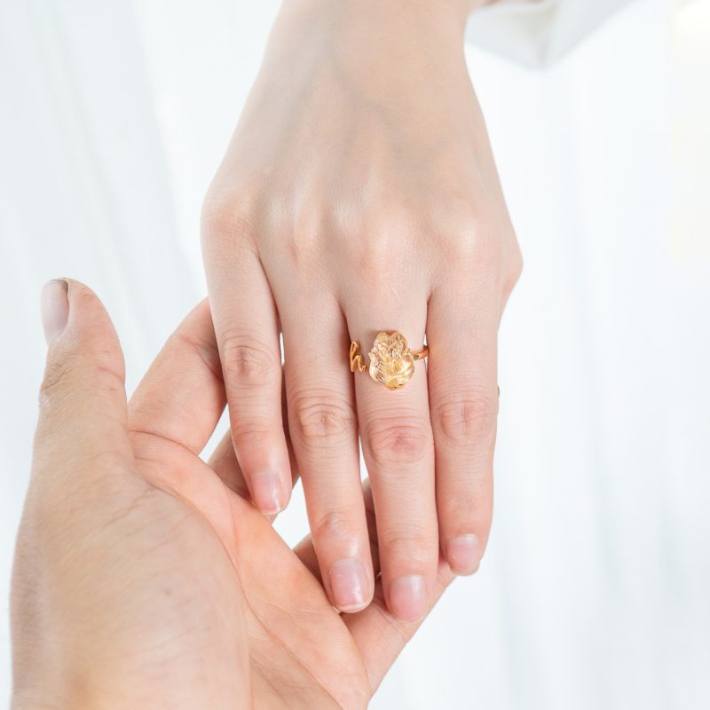 nhẫn cầu tình duyên